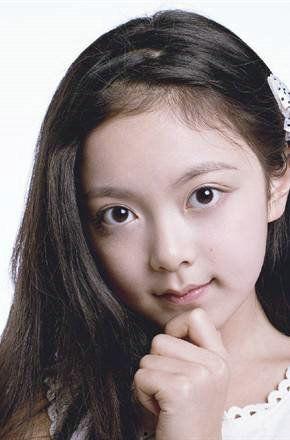 陈禹彤个人资料,才华横溢的年轻艺术家，多才多艺的人生轨迹